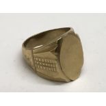 A gent's 18ct gold signet ring.Approx weight 16g