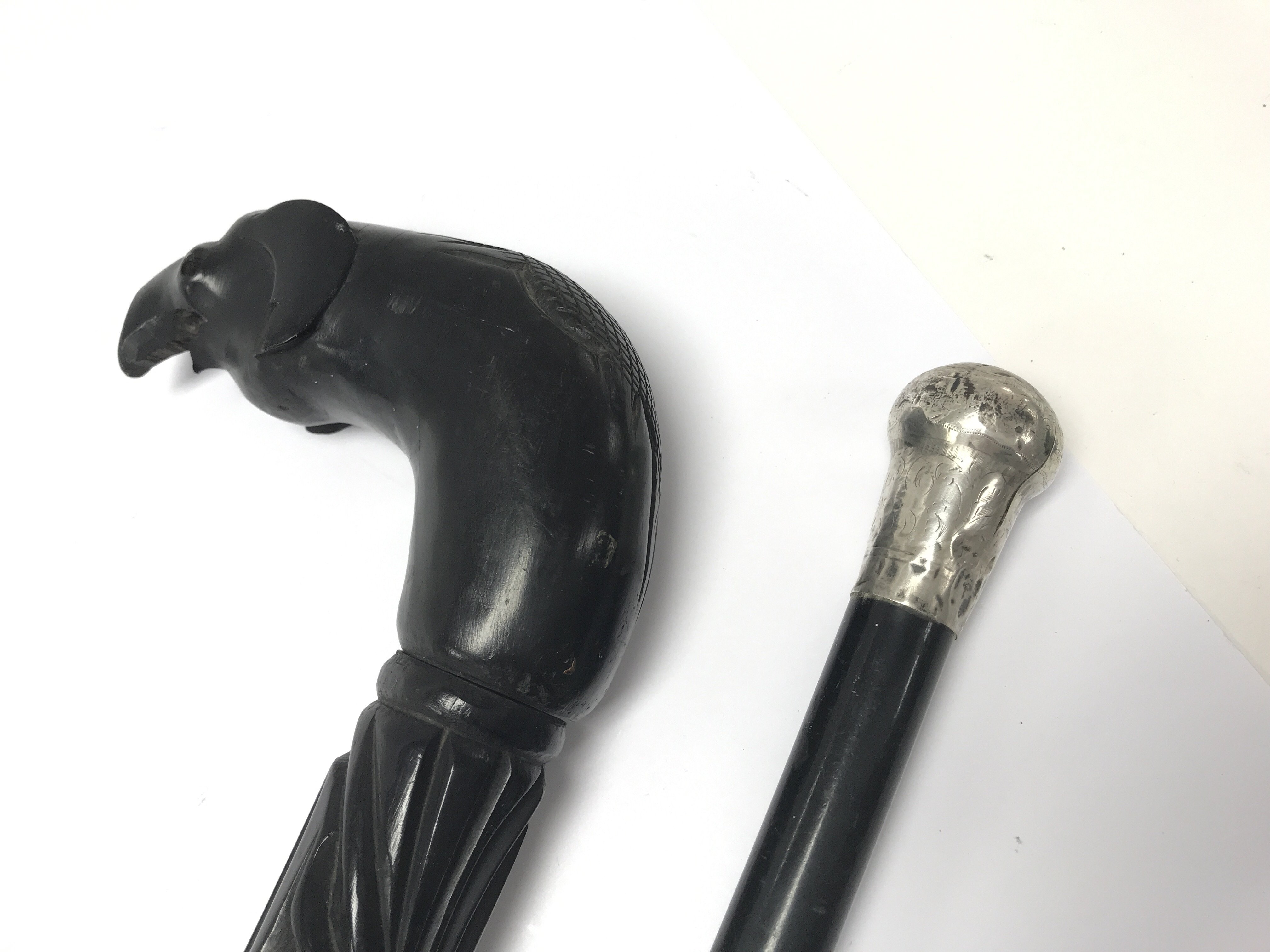 An ebony topped walking stick together with a silv - Bild 2 aus 2