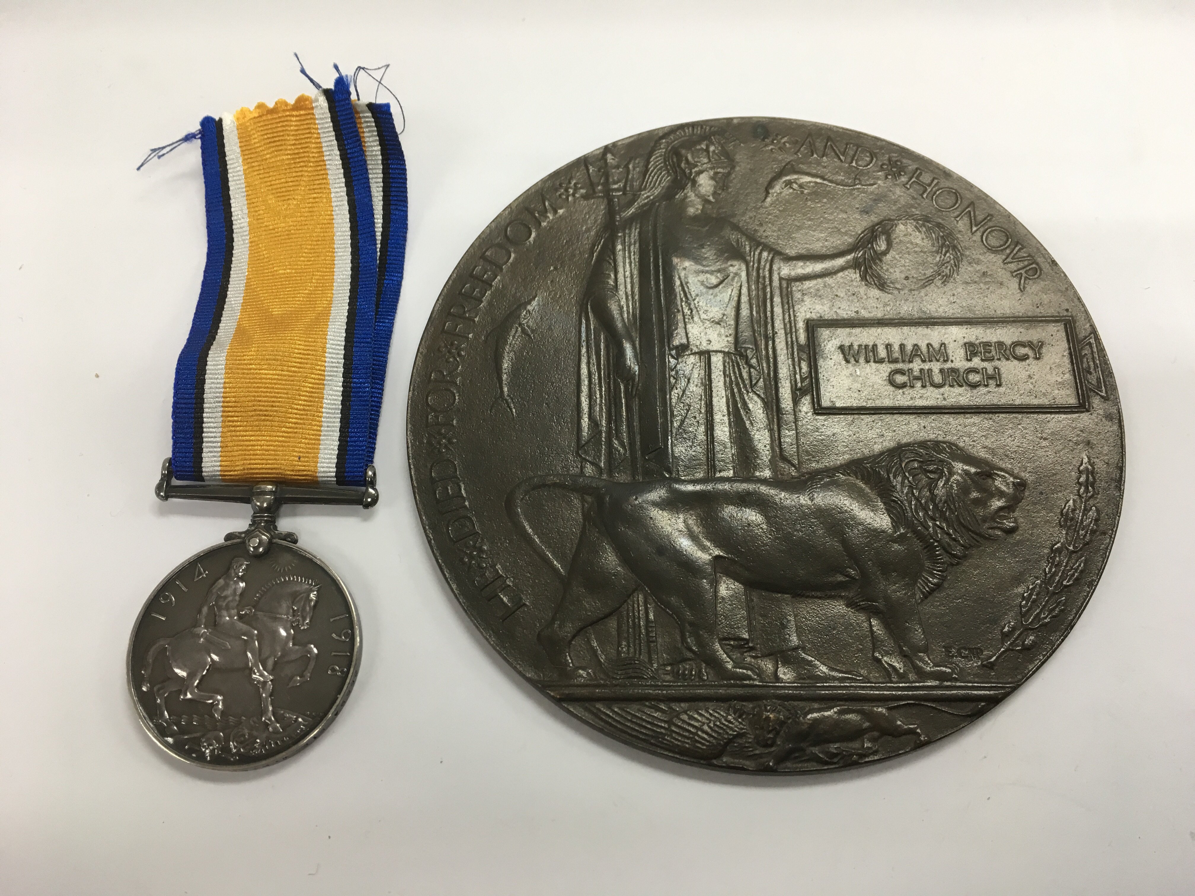 A WW1 medal and death plaque for 26594 Lt Cpl Will