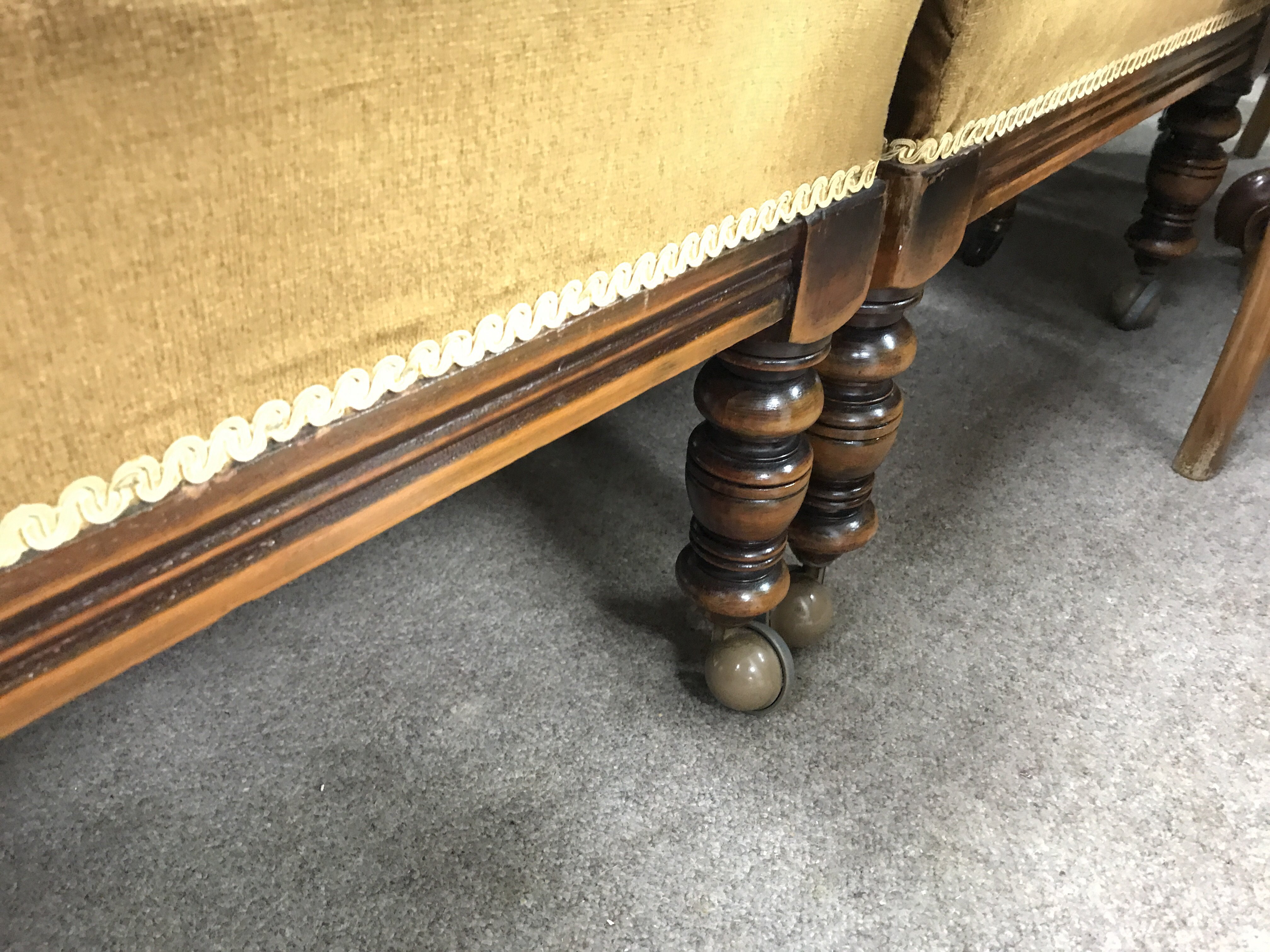 A pair of Edwardian carved walnut open armchairs together with a pair of matching dining chairs. - Image 3 of 4