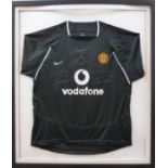 Manchester United away football shirt signed by Ryan Giggs, Paul Scholes, Roy Keane,