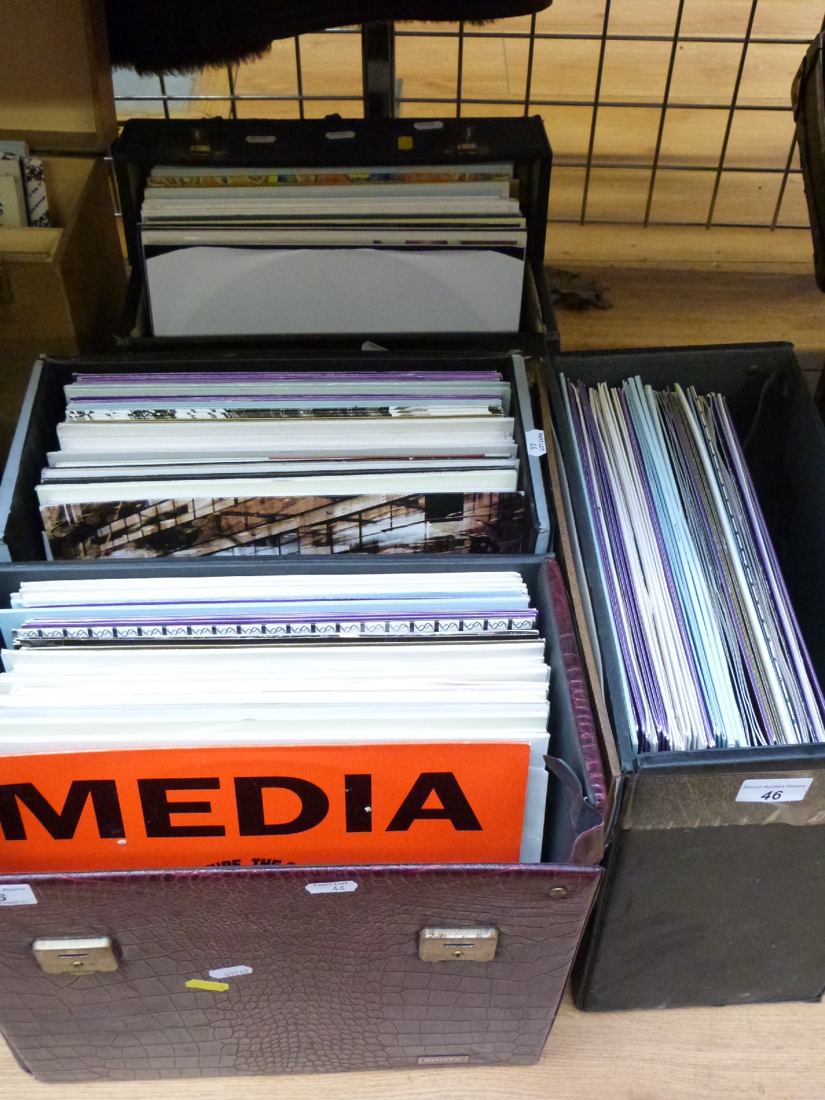 Approximately 200 new 12" singles in cases, unplayed, includes house, electronic, ambient, - Image 2 of 2