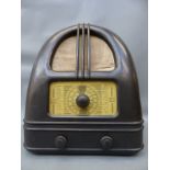Philco model 444 Art Deco bakelite radio