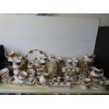 Royal Albert Old Country Roses dinner and tea ware, approximately 138 pieces, includes telephone,