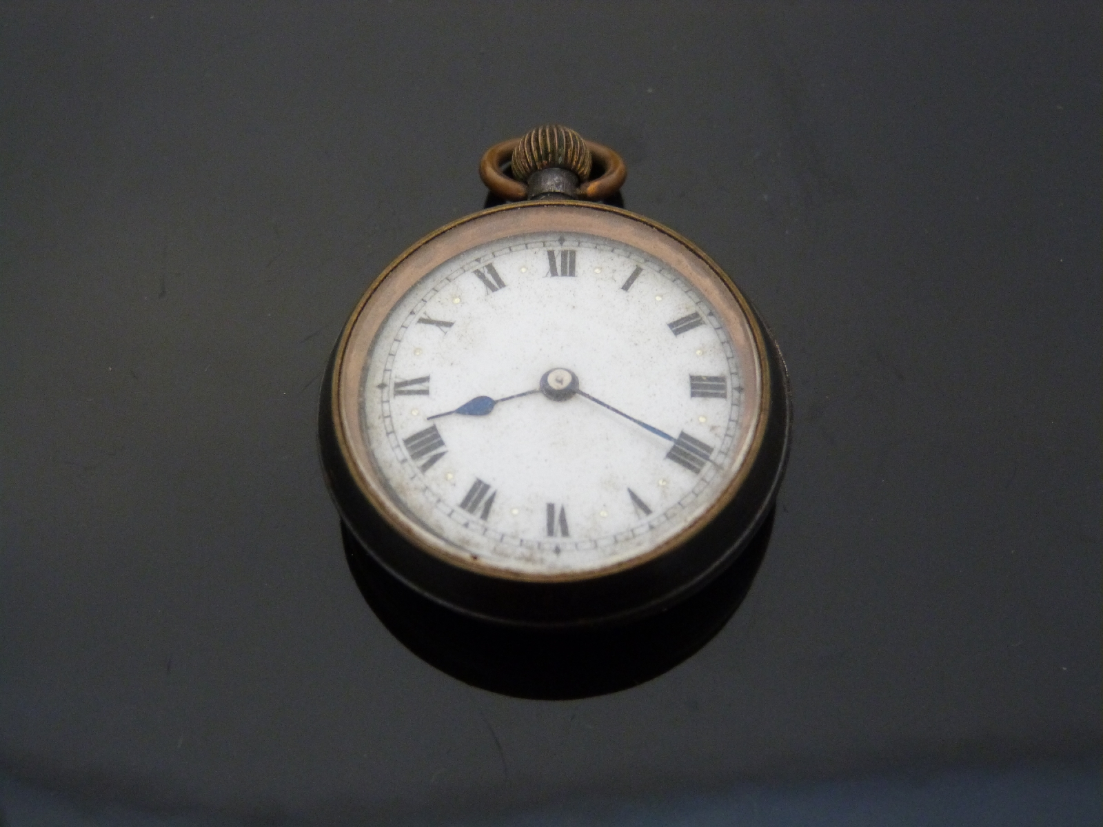 A hallmarked silver cased gentleman's pocket watch with white enamel dial, London 1881, - Image 3 of 8