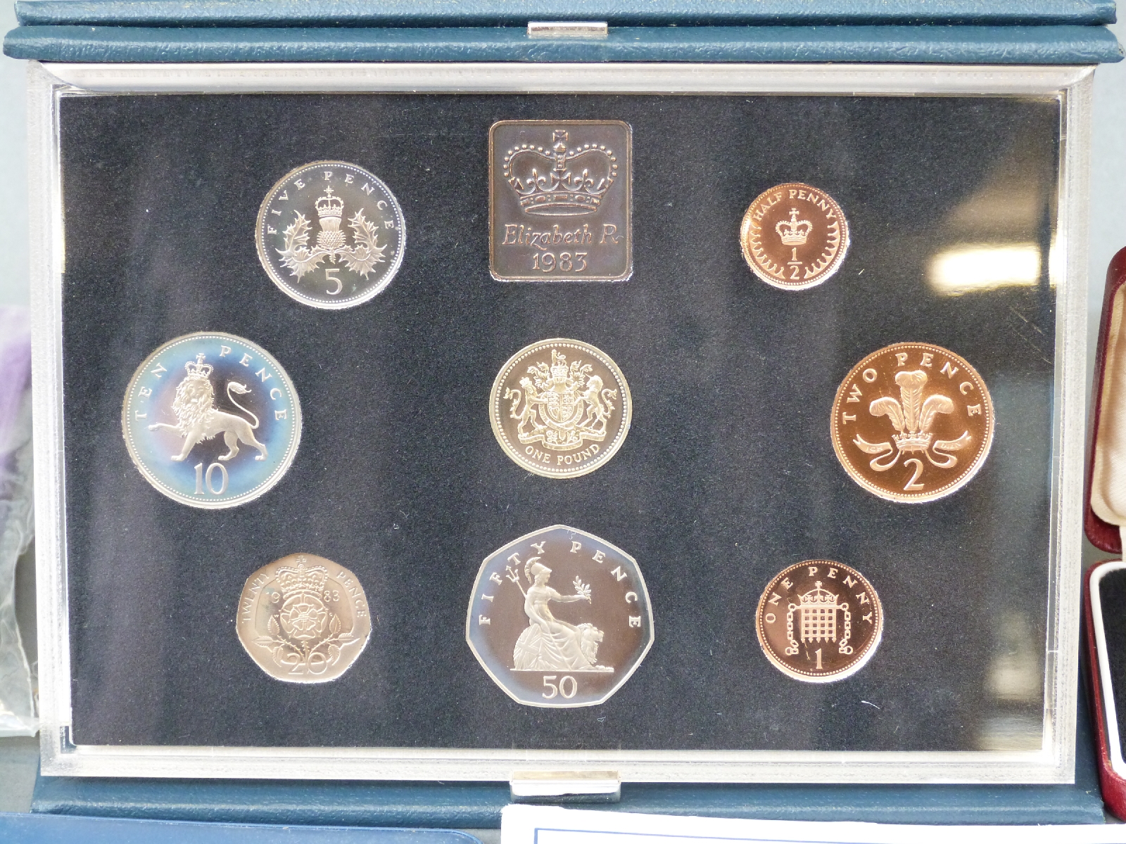 A collection of coins including decimal sets and year sets, - Bild 2 aus 7