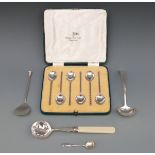 A cased set of six Walker & Hall hallmarked silver coffee spoons,