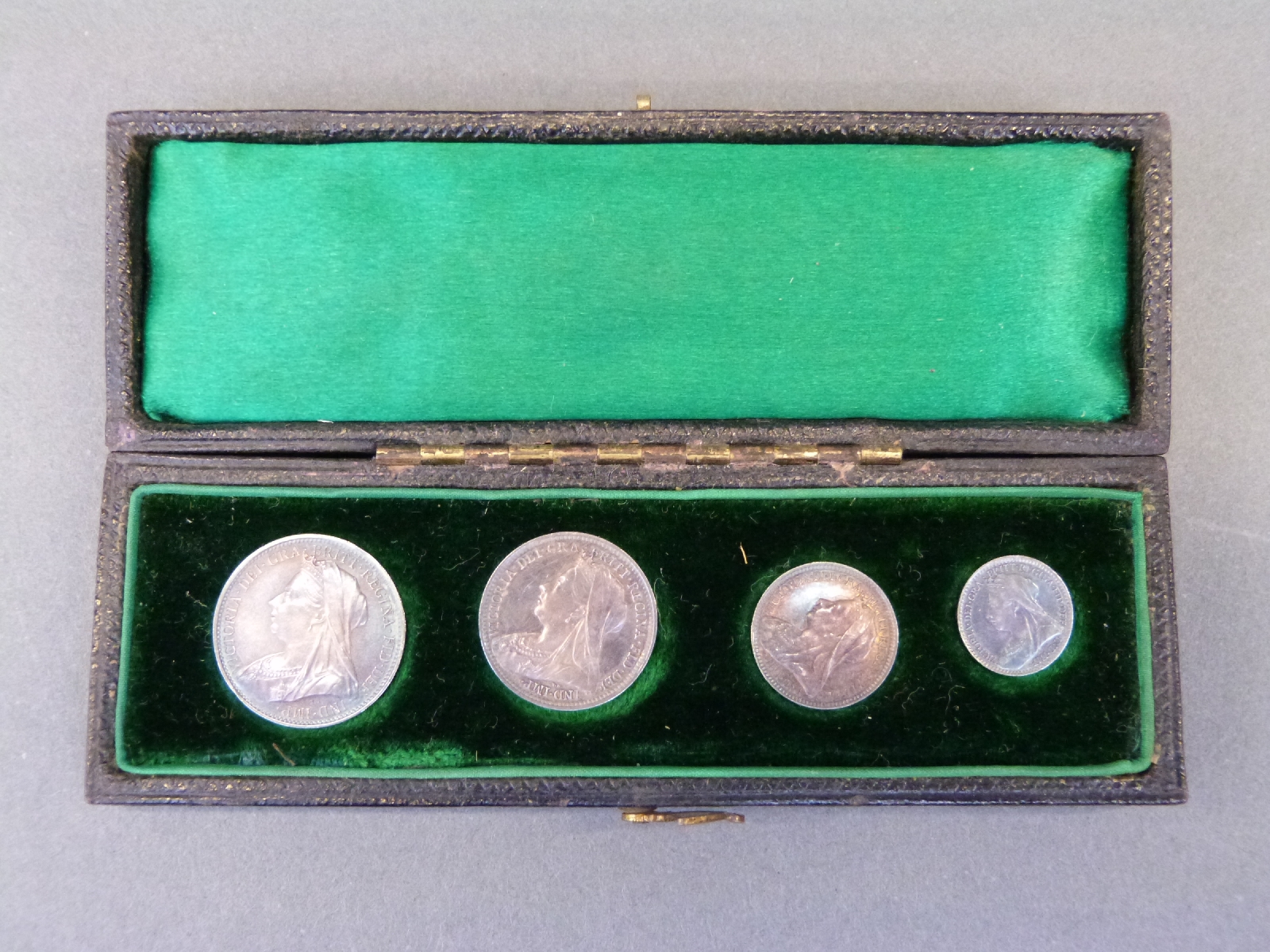 Queen Victoria boxed 1895 Maundy set,