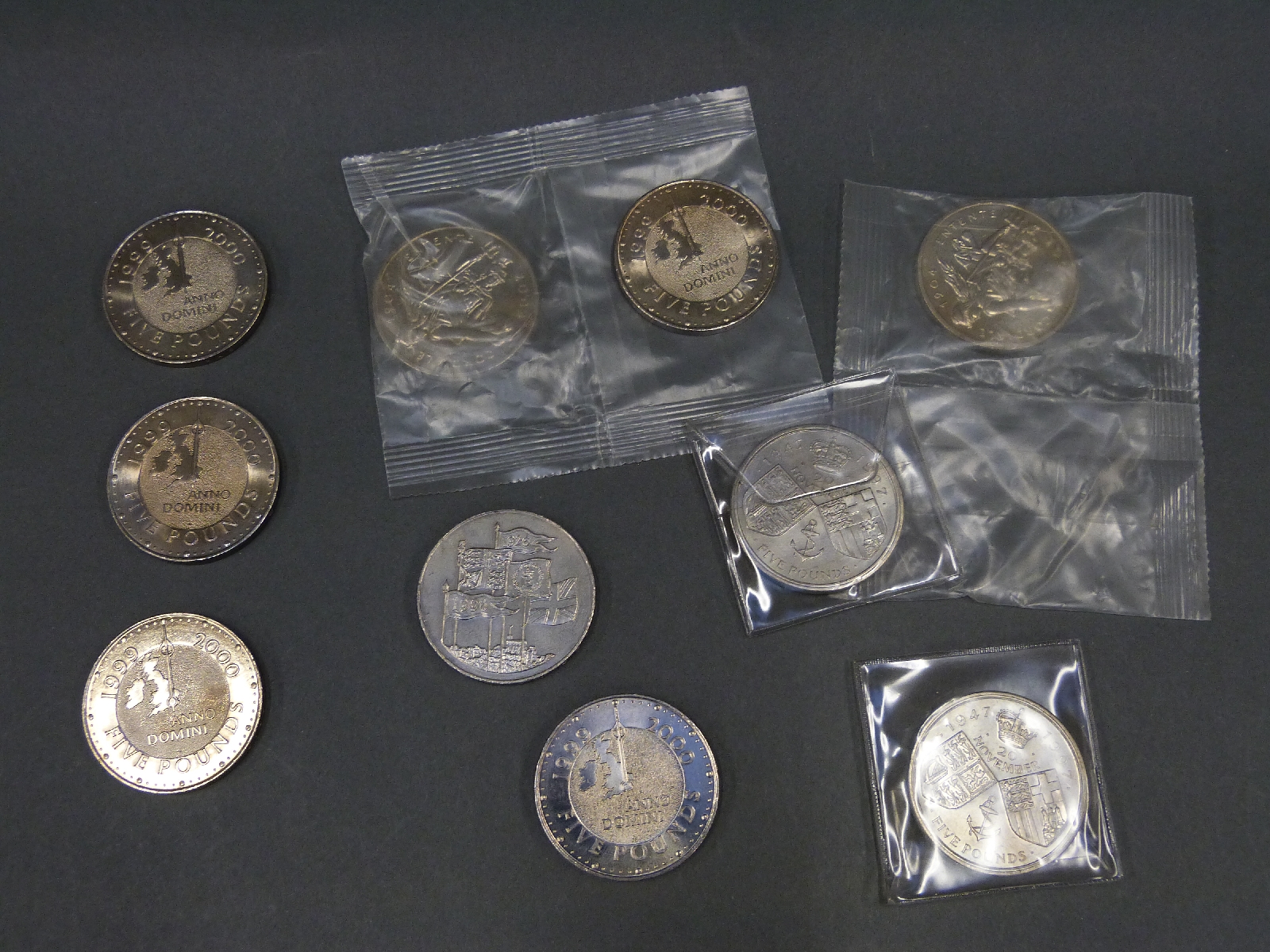 Ten various £5 commemorative crowns, mostly sealed and uncirculated, includes millennium examples. - Image 2 of 7