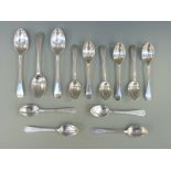 Three Walker & Hall hallmarked silver tea spoons (Sheffield 1901),