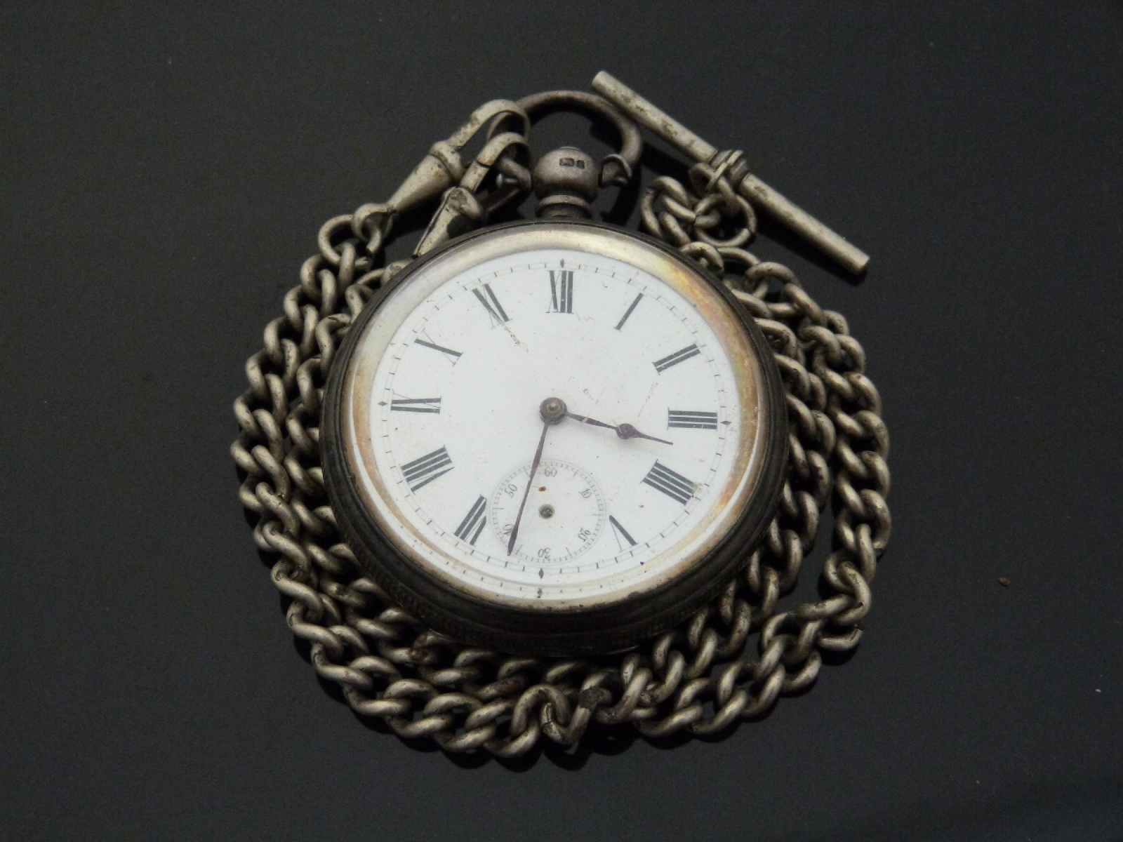 A hallmarked silver cased gentleman's pocket watch with white enamel dial, London 1881, - Image 4 of 8