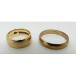 Two 9ct gold wedding bands, 6.