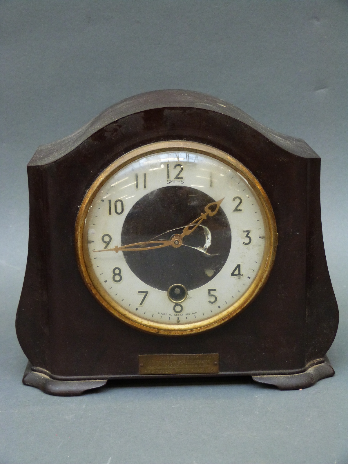 Three British made 1930s mantel clocks including a single train bakelite example, - Image 5 of 5