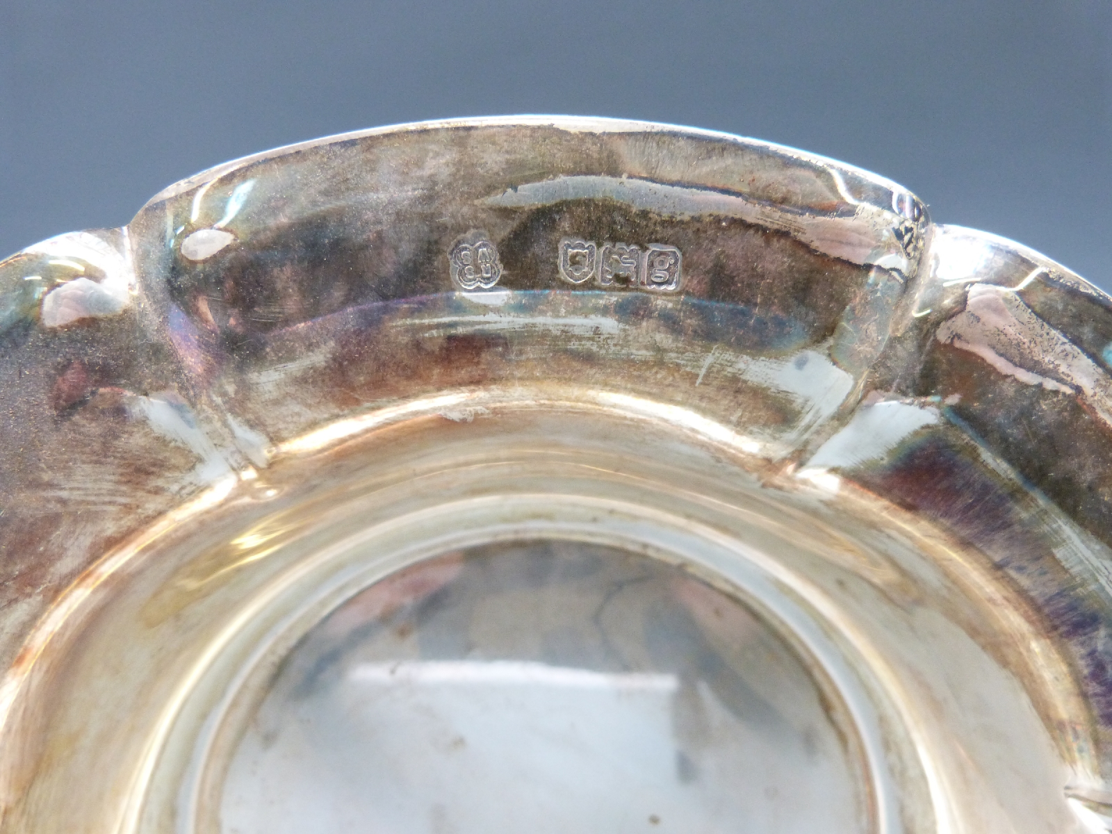 An Edward VII hallmarked silver lobed bowl, London 1902 maker R & W Sorley, diameter 23cm, - Image 2 of 3