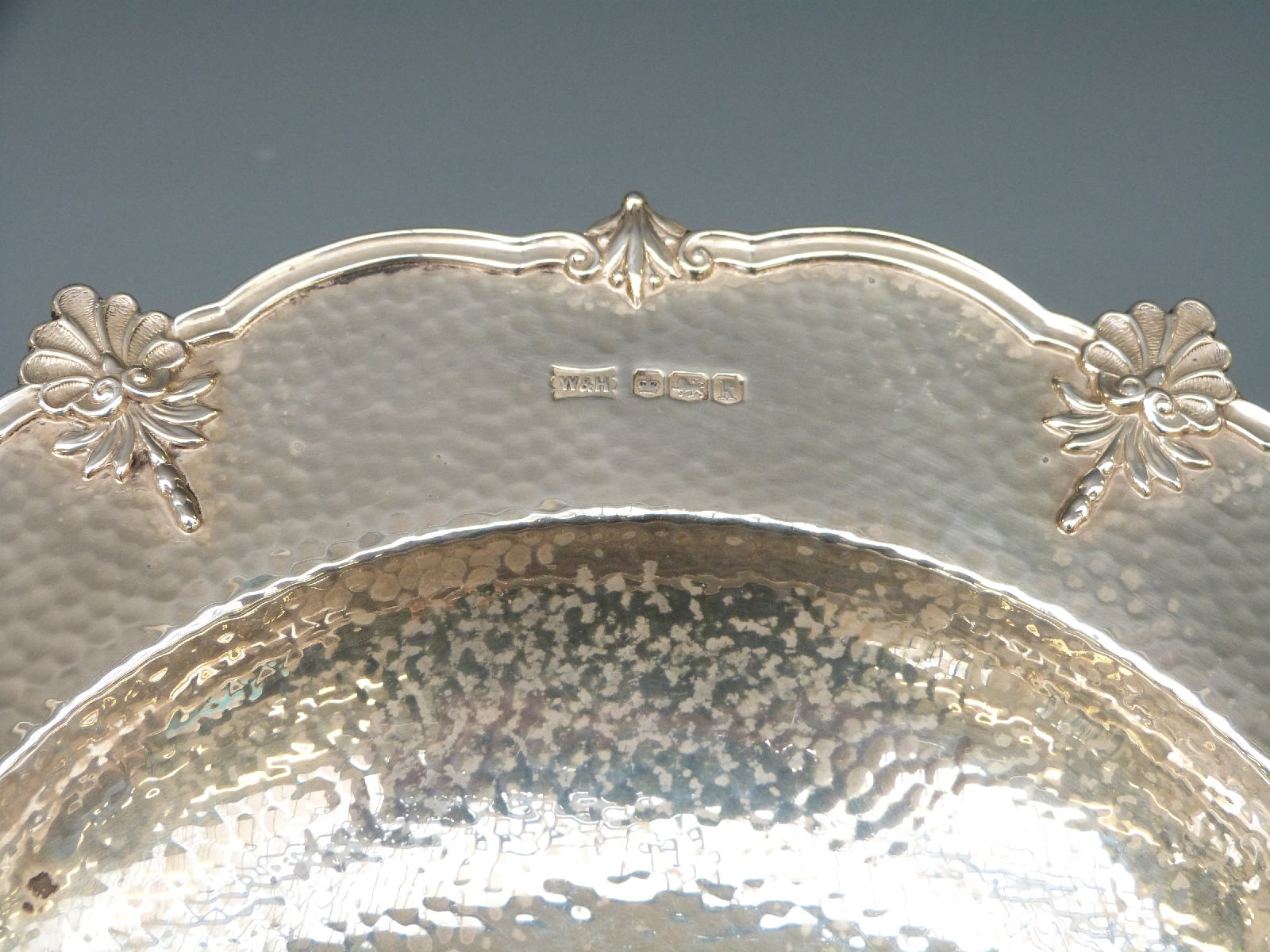 A George V Walker & Hall hallmarked silver Arts & Crafts style tazza with hammered decoration, - Image 2 of 2