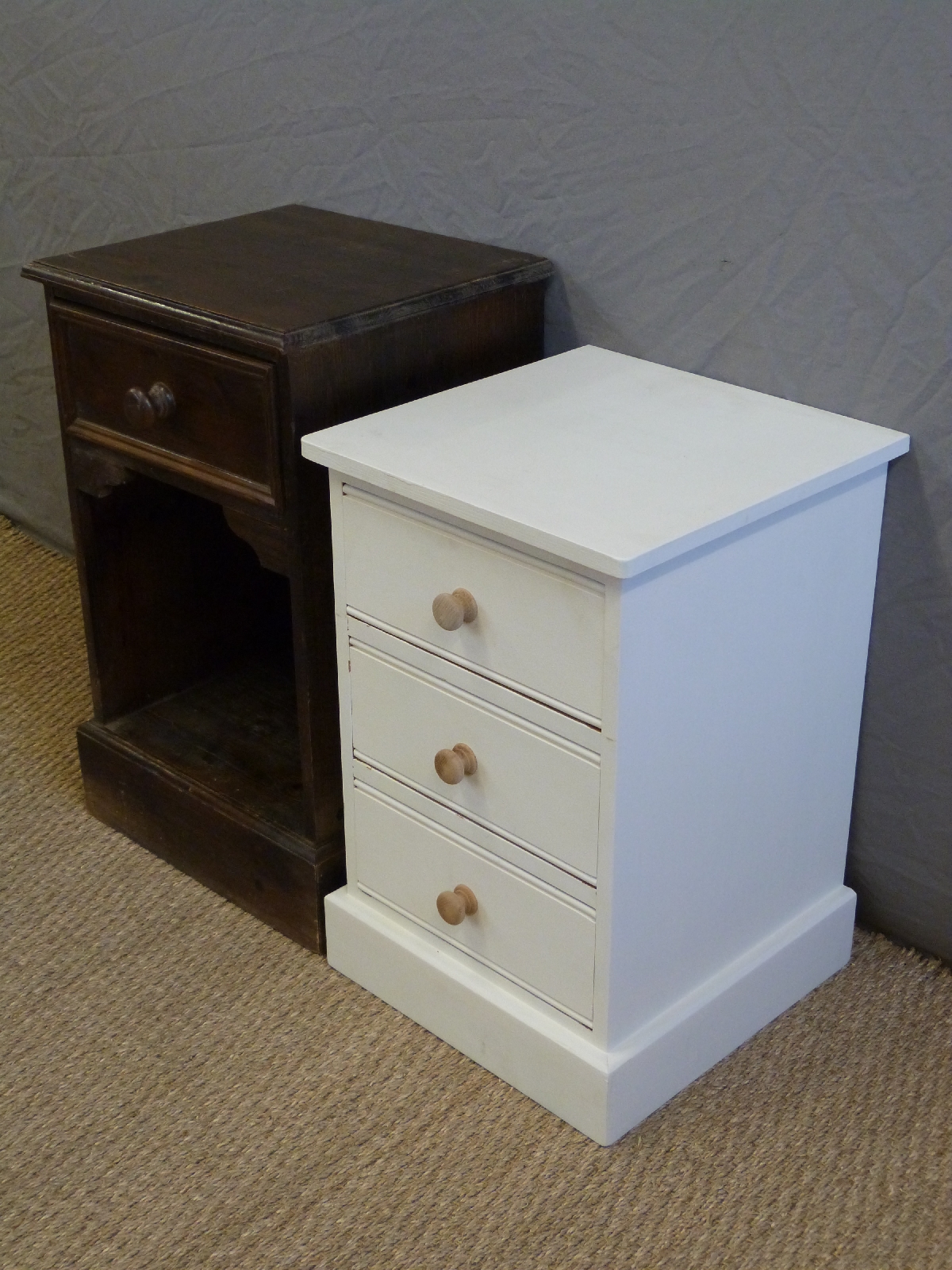 Two pine bedside cabinets - Image 2 of 2