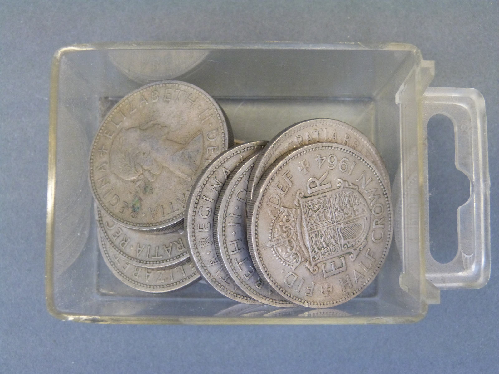 An amateur collection of largely UK coinage in a small collector's cabinet, - Bild 5 aus 17