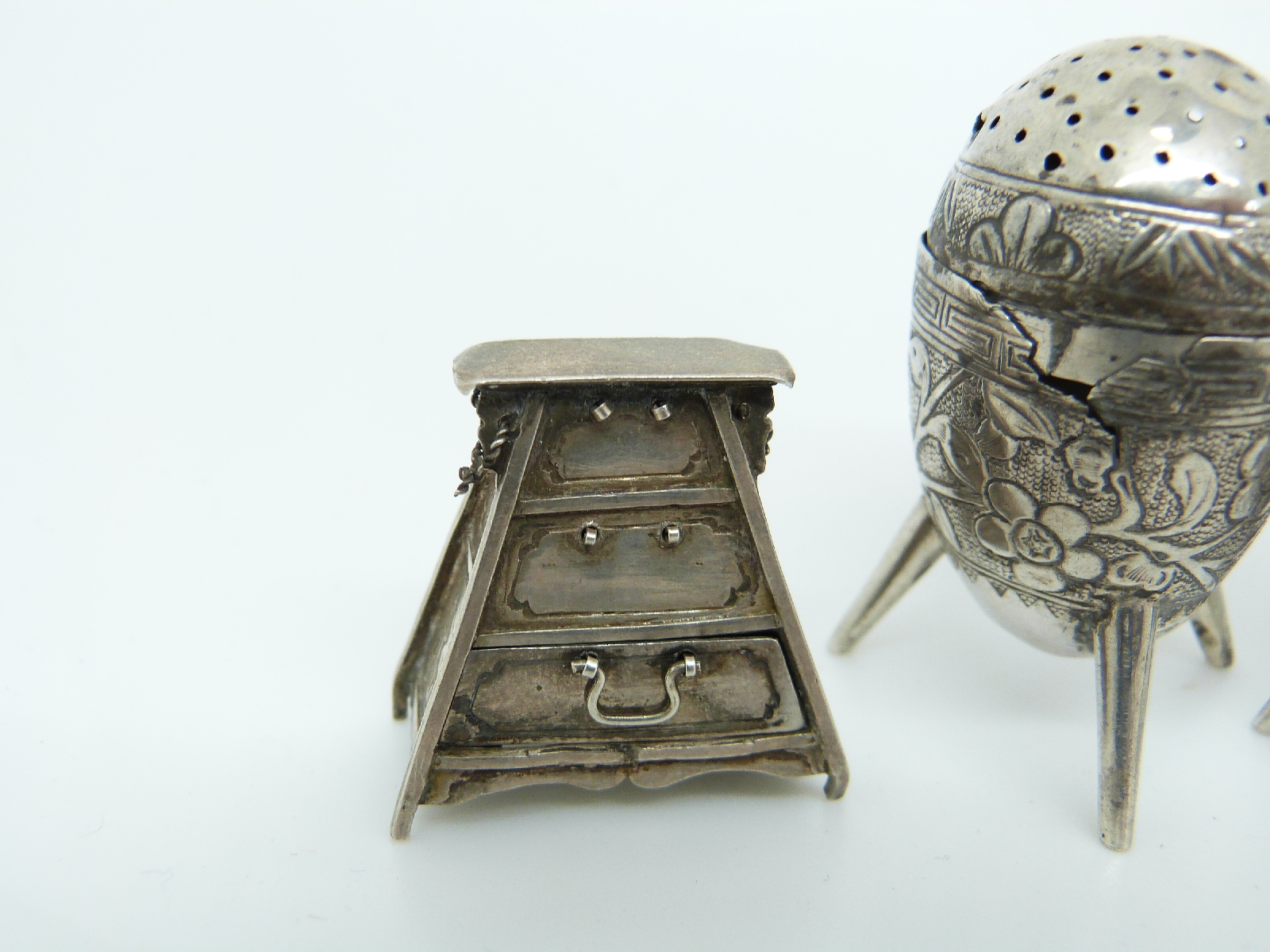 Two Chinese white metal salts with floral decoration, - Image 2 of 4