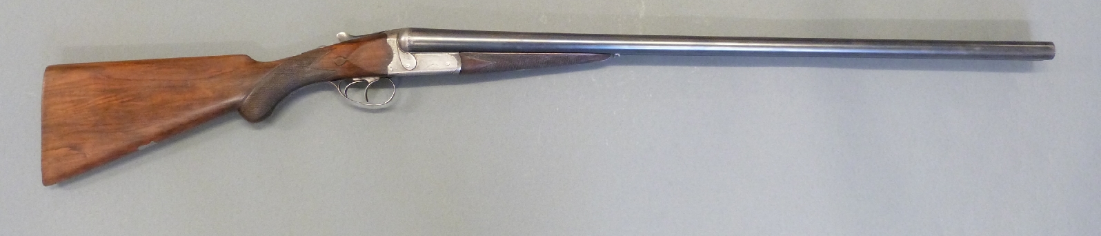 Lincoln Jeffries 12 bore side by side shotgun with ornate engraving to the shaped locks, top plate, - Image 2 of 13