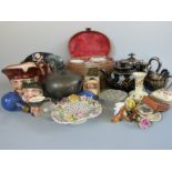A quantity of collectables including Oriental teapot in case, Doulton character jugs,
