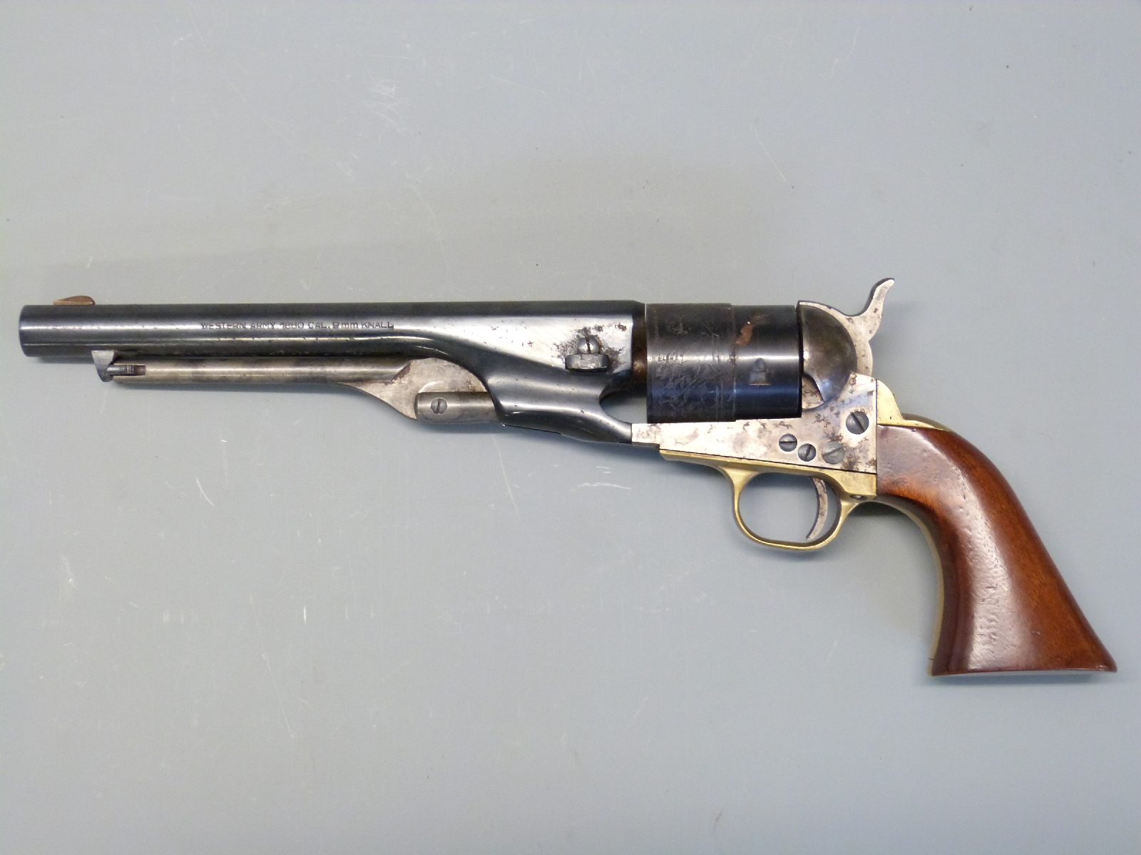 Pietta Western Army 1860 style 9mm blank firing six shot revolver with engraved scenes of ships to - Image 4 of 6