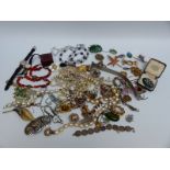 A collection of costume jewellery to include sodalite and rose quartz necklace,