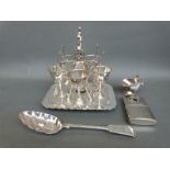 Collection of silver plate to include Walker & Hall egg cup stand, berry spoon,
