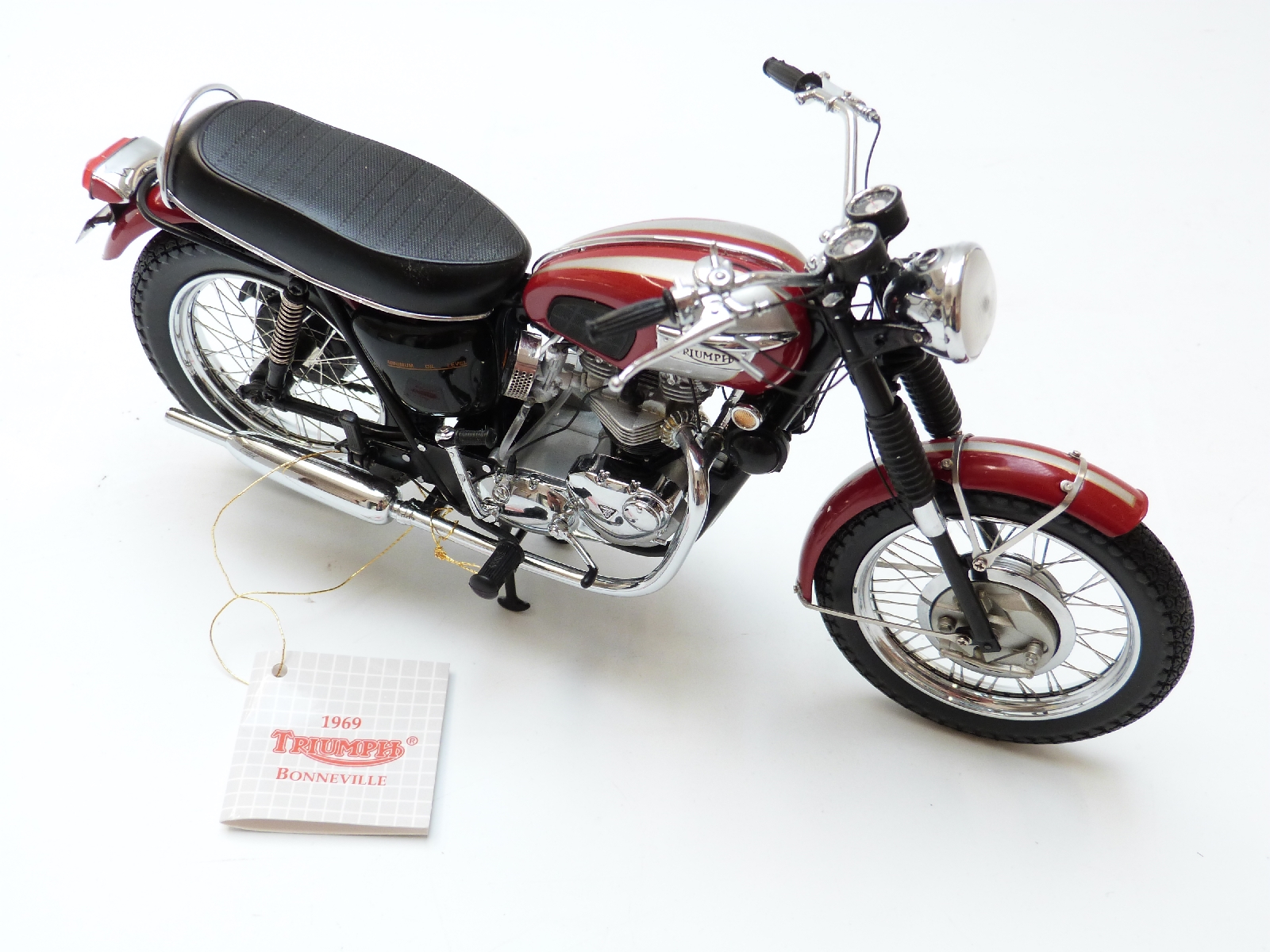 Franklin Mint diecast model 1969 Triumph Bonneville, - Image 3 of 5