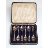 Edward VII cased set of six hallmarked silver teaspoons, Birmingham 1901,