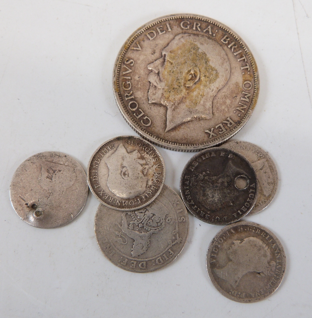 A collection of UK coinage including George III onwards, a large collection of pennies, - Image 4 of 5