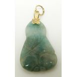A jade pendant, length 3.8cm