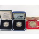 Two cased commemorative silver proof £2 coins, 1986 Commonwealth Games and 1995 Second World War,