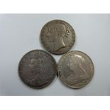 A trio of Victorian crowns to include young head 1844 VIII with star stops, 1898 LXII veiled head