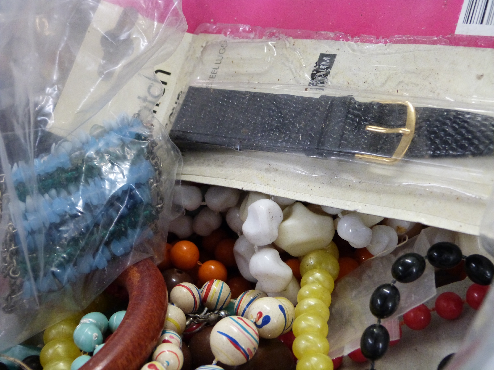 A large collection of costume jewellery including beads, Ingersoll watch, Rotary watch etc - Image 2 of 8