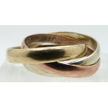 A 9ct tri-coloured gold Russian style wedding band, size H, 3.1g