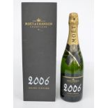 Moet & Chandon 2006 Grand Vintage Champagne, 75cl, 12.5% vol, in original presentation box.