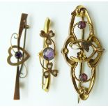 Three yellow metal Victorian/ Edwardian brooches, 4.5g