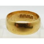 A 22ct gold ring, Birmingham 1942, 7.2g, size N