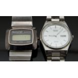Two gentleman's wristwatches Seiko SQ100 ref. 5Y23-8A50 with day and date aperture, luminous