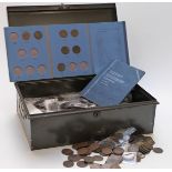 A very large quantity of worn Victorian bronze pennies, with some Georgian content, approximately