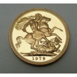 Elizabeth II 1979 cased gold full sovereign