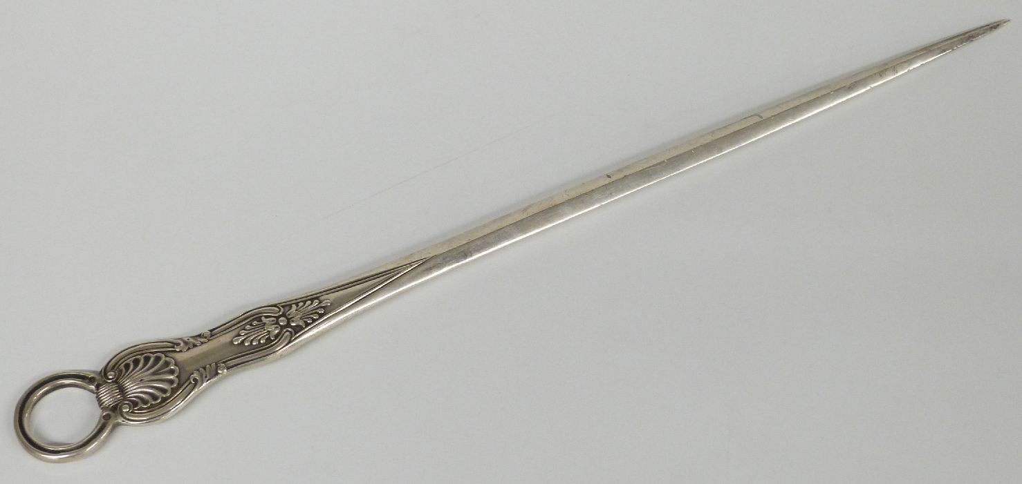 Victorian King's pattern hallmarked silver meat skewer, London 1859 maker Chawner & Co., length