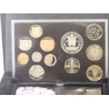 Royal Mint 2009 proof coin set comprising 14 coins, including two two pound, one pound and Kew