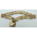 A 9ct gold gate bracelet, 4.6g