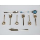 A set of six hallmarked silver golf teaspoons, Georgian hallmarked silver bright cut teaspoon,