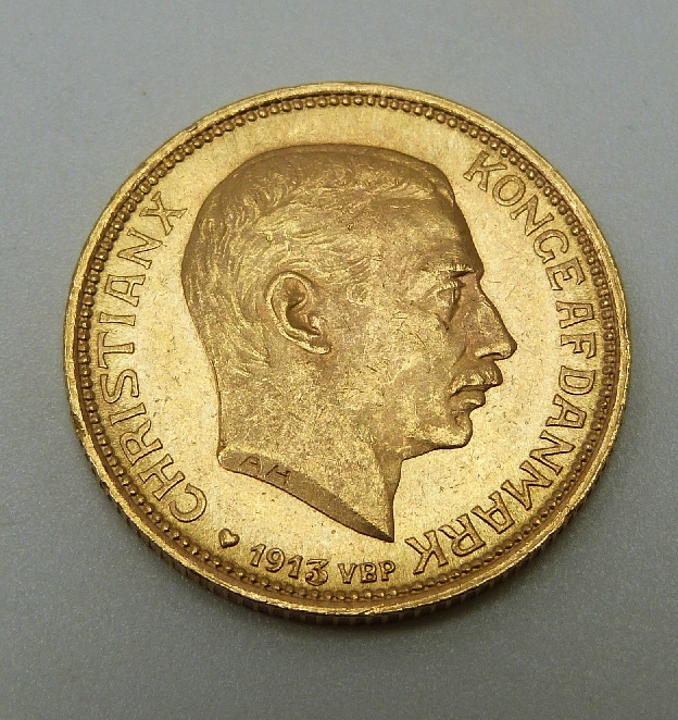 Christian X 1913 Danish gold 20 Kroner coin, 8.98g - Image 2 of 2