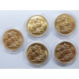 King George V 1911 five coin mint mark set comprising five gold full sovereigns with mint marks