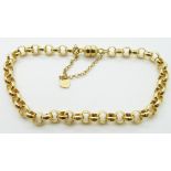 A 9ct gold bracelet, 6.5g