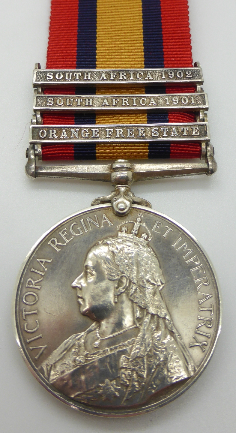 Victorian British Army Queen's South Africa Medal with three clasps South Africa 1902, South - Image 2 of 7