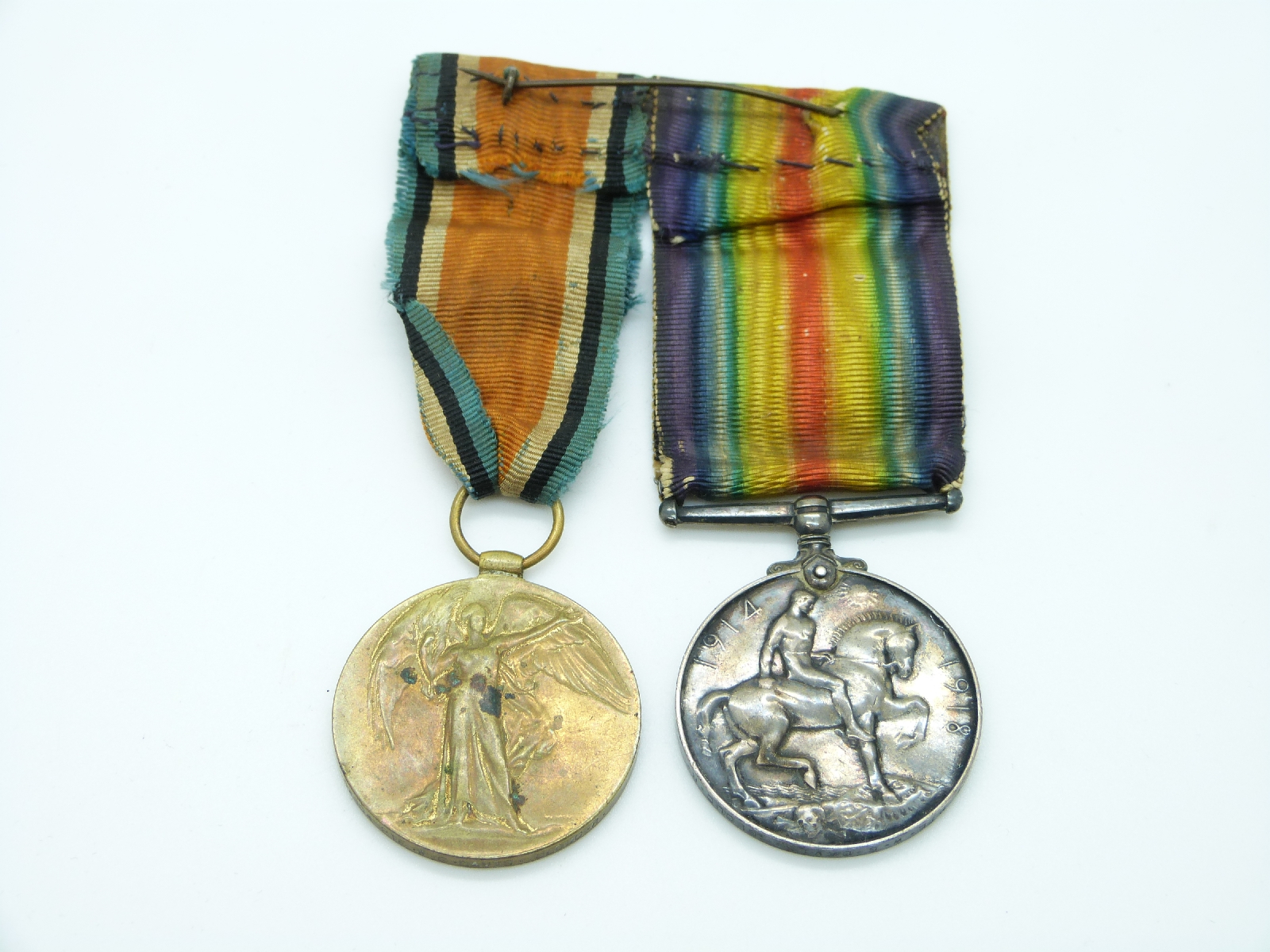 British Army WWI medal pair comprising War Medal and Victory Medal awarded to 52804 Pte. W.G. - Image 2 of 2
